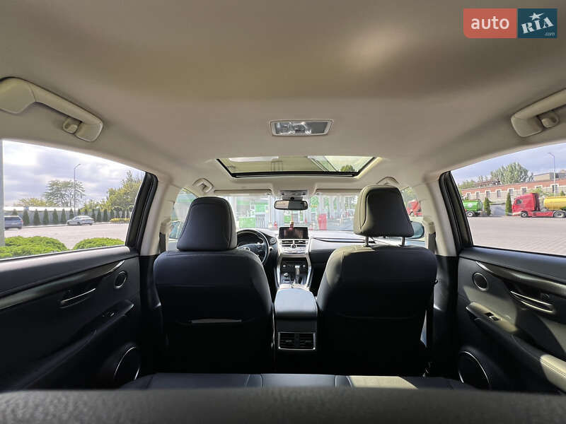 Внедорожник / Кроссовер Lexus NX 2019 в Одессе