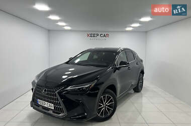Lexus NX 2022
