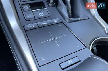 Внедорожник / Кроссовер Lexus NX 2019 в 