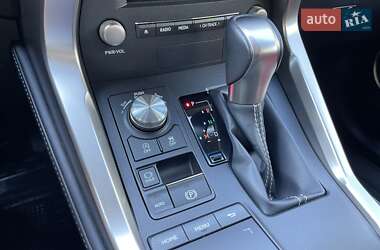 Внедорожник / Кроссовер Lexus NX 2019 в 