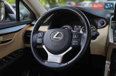 Внедорожник / Кроссовер Lexus NX 2019 в 