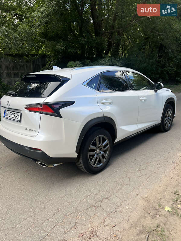 Внедорожник / Кроссовер Lexus NX 2015 в Киеве