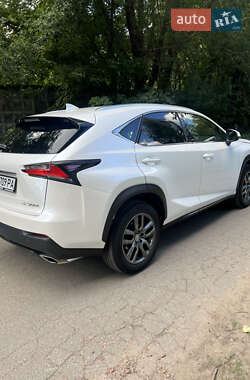 Внедорожник / Кроссовер Lexus NX 2015 в 