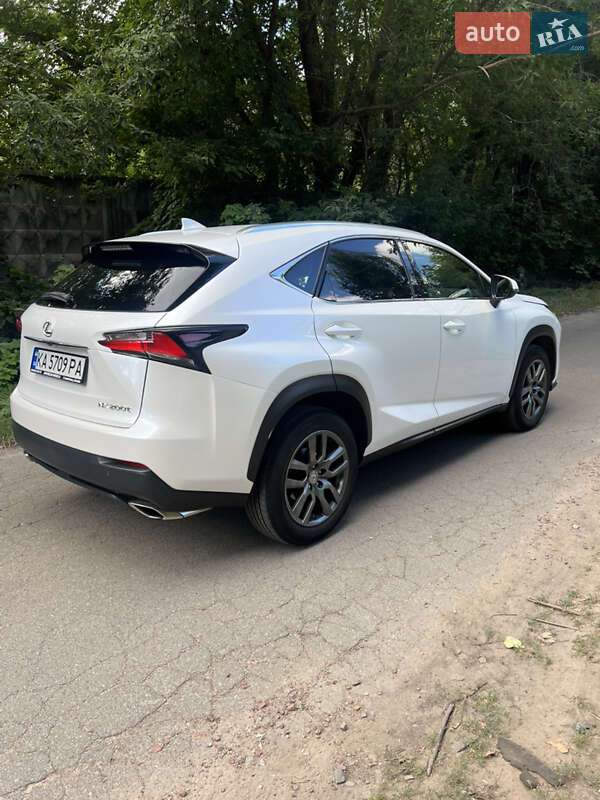Внедорожник / Кроссовер Lexus NX 2015 в Киеве