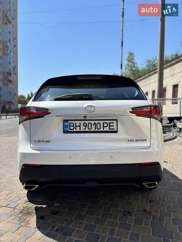 Внедорожник / Кроссовер Lexus NX 2016 в Одессе