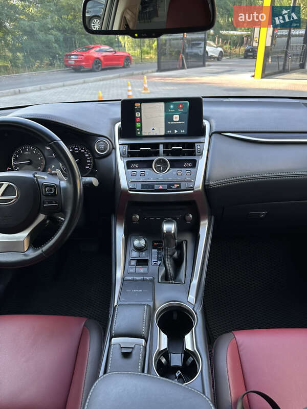 Внедорожник / Кроссовер Lexus NX 2018 в Днепре