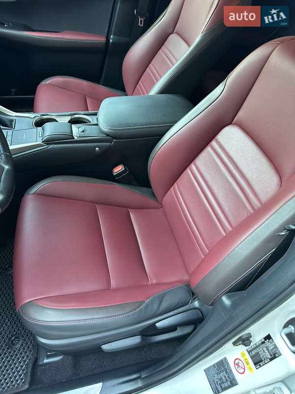 Внедорожник / Кроссовер Lexus NX 2018 в Днепре