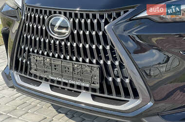 Внедорожник / Кроссовер Lexus NX 2022 в 