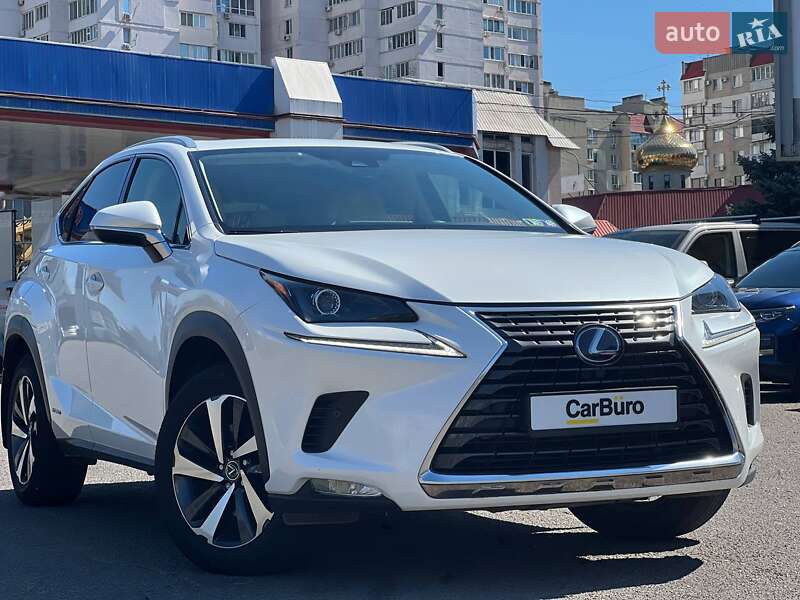 Lexus NX 2020