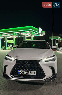 Внедорожник / Кроссовер Lexus NX 2021 в 