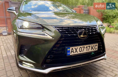 Lexus NX 2020