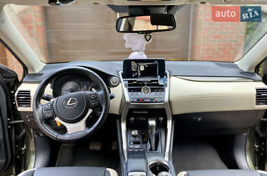 Внедорожник / Кроссовер Lexus NX 2020 в 
