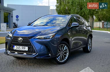 Позашляховик / Кросовер Lexus NX 2022 в 