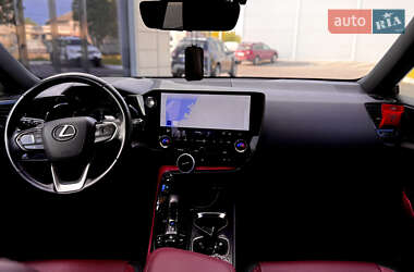 Позашляховик / Кросовер Lexus NX 2022 в 