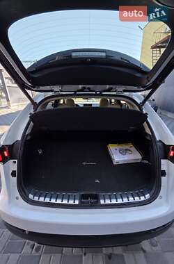 Позашляховик / Кросовер Lexus NX 2018 в 
