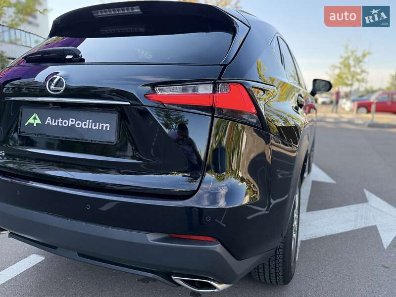 Позашляховик / Кросовер Lexus NX 2015 в Києві