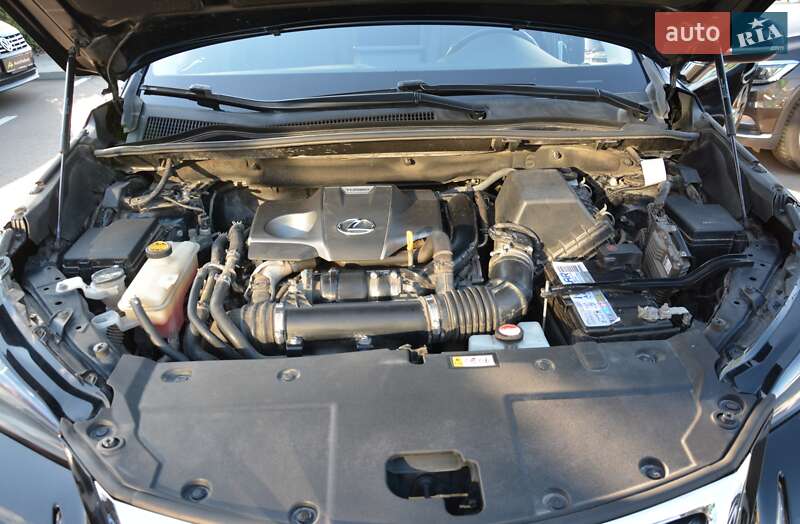 Позашляховик / Кросовер Lexus NX 2015 в Києві