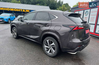 Внедорожник / Кроссовер Lexus NX 2015 в 