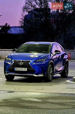 Позашляховик / Кросовер Lexus NX 2016 в 