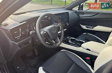 Внедорожник / Кроссовер Lexus NX 2022 в 