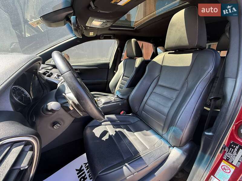 Внедорожник / Кроссовер Lexus NX 2018 в Луцке