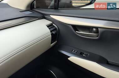 Внедорожник / Кроссовер Lexus NX 2020 в 