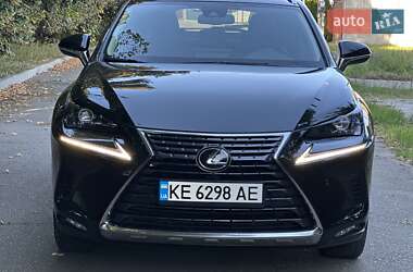Позашляховик / Кросовер Lexus NX 2019 в 