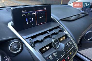 Позашляховик / Кросовер Lexus NX 2019 в 