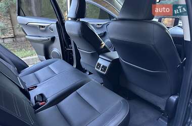 Позашляховик / Кросовер Lexus NX 2019 в 