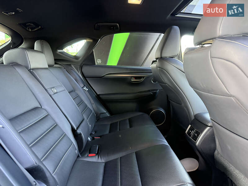 Позашляховик / Кросовер Lexus NX 2017 в Одесі