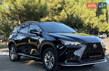 Lexus NX 2022