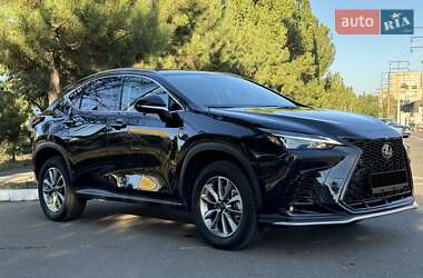 Внедорожник / Кроссовер Lexus NX 2022 в 