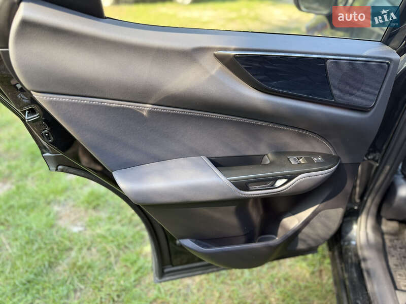 Позашляховик / Кросовер Lexus NX 2023 в Києві