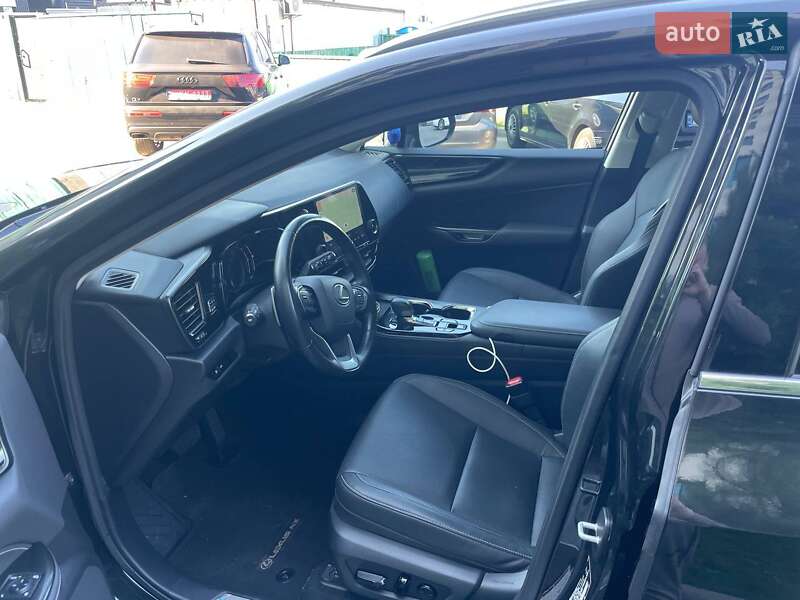 Внедорожник / Кроссовер Lexus NX 2022 в Киеве