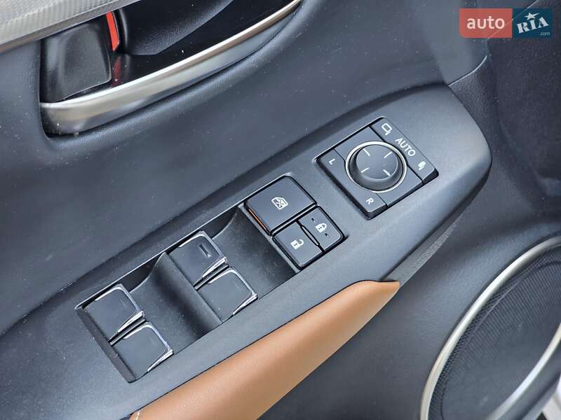 Внедорожник / Кроссовер Lexus NX 2019 в Киеве