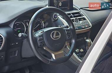 Внедорожник / Кроссовер Lexus NX 2019 в 