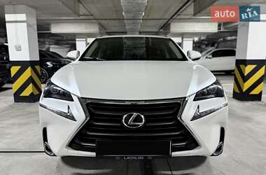 Позашляховик / Кросовер Lexus NX 2015 в 