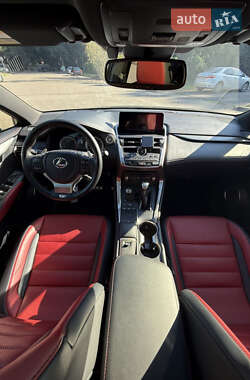 Внедорожник / Кроссовер Lexus NX 2020 в 