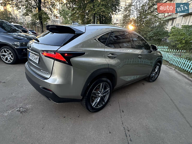 Внедорожник / Кроссовер Lexus NX 2015 в Киеве