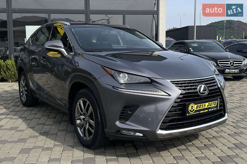 Внедорожник / Кроссовер Lexus NX 2018 в Мукачево