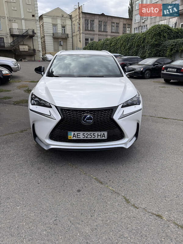 Lexus NX 2014