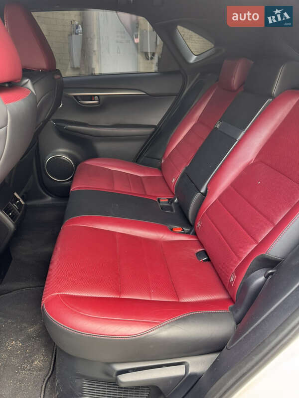 Внедорожник / Кроссовер Lexus NX 2014 в Днепре