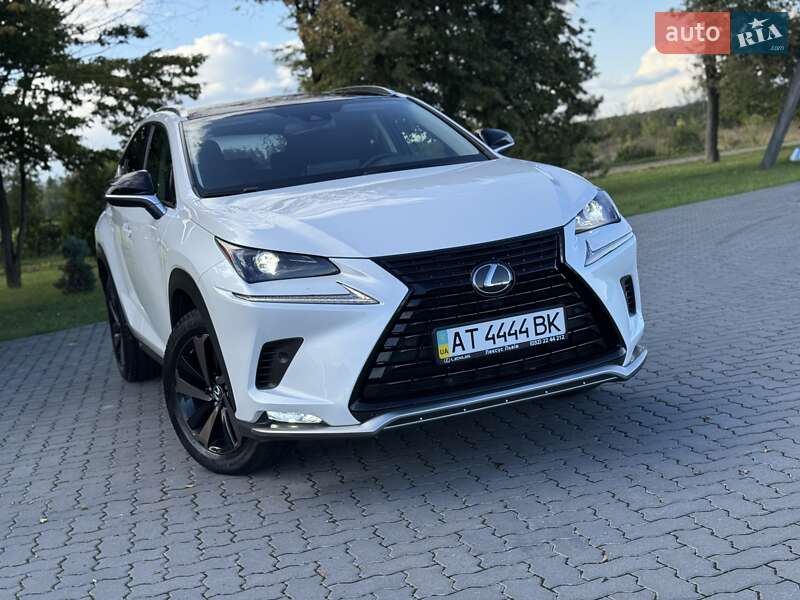 Позашляховик / Кросовер Lexus NX 2020 в Івано-Франківську
