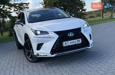 Внедорожник / Кроссовер Lexus NX 2020 в 