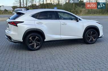 Внедорожник / Кроссовер Lexus NX 2020 в 