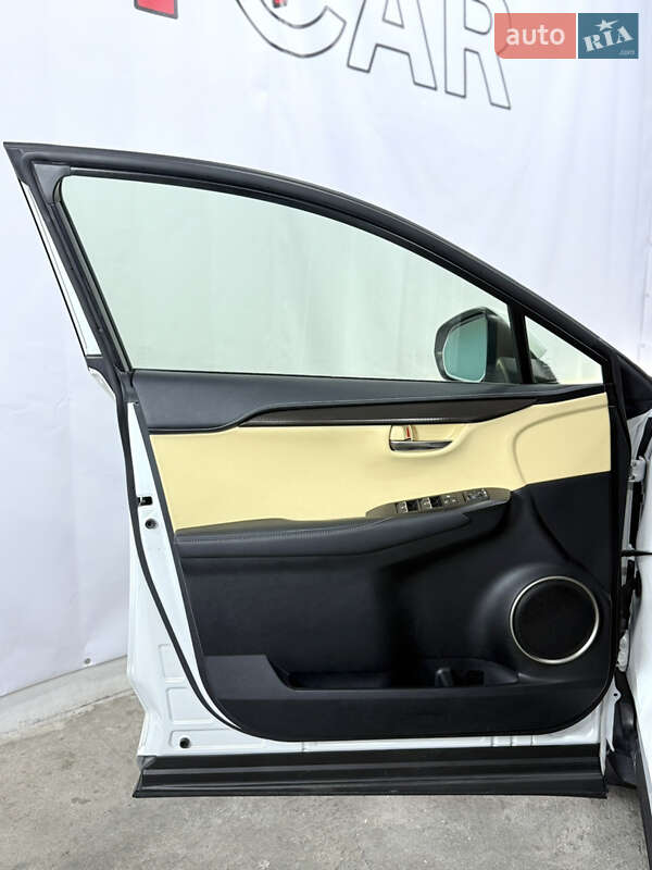 Внедорожник / Кроссовер Lexus NX 2020 в Одессе