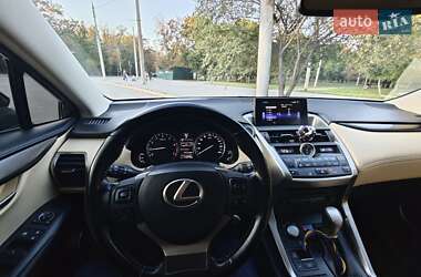 Внедорожник / Кроссовер Lexus NX 2015 в 