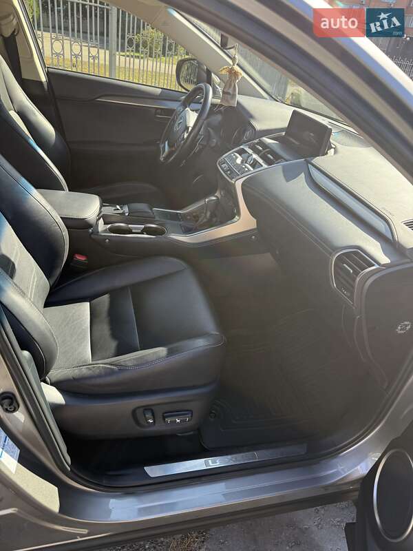Позашляховик / Кросовер Lexus NX 2019 в Києві фото 17 Позашляховик / Кросовер Lexus NX 2019 в Києві