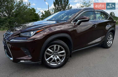 Позашляховик / Кросовер Lexus NX 2017 в Кривому Розі
