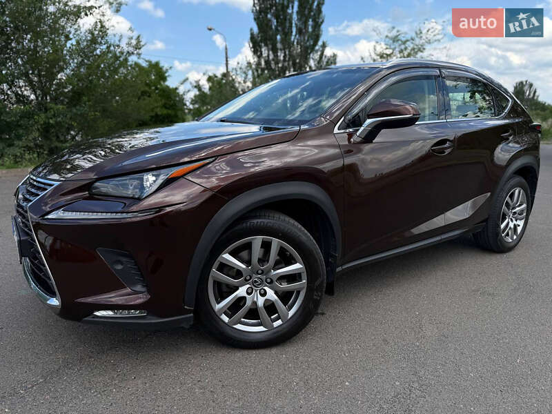 Внедорожник / Кроссовер Lexus NX 2017 в 